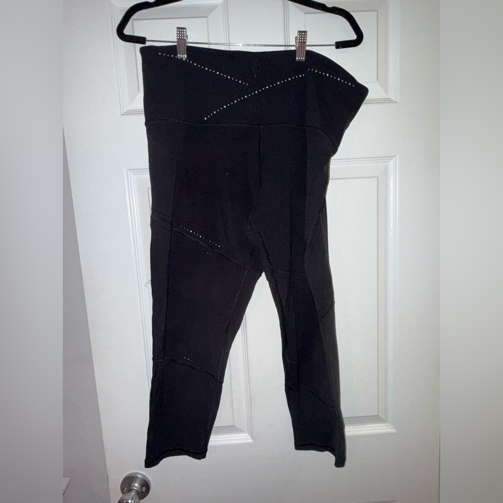 Athleta Black 7/8 Tights
